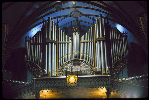pipe organ in Montreal cathedral